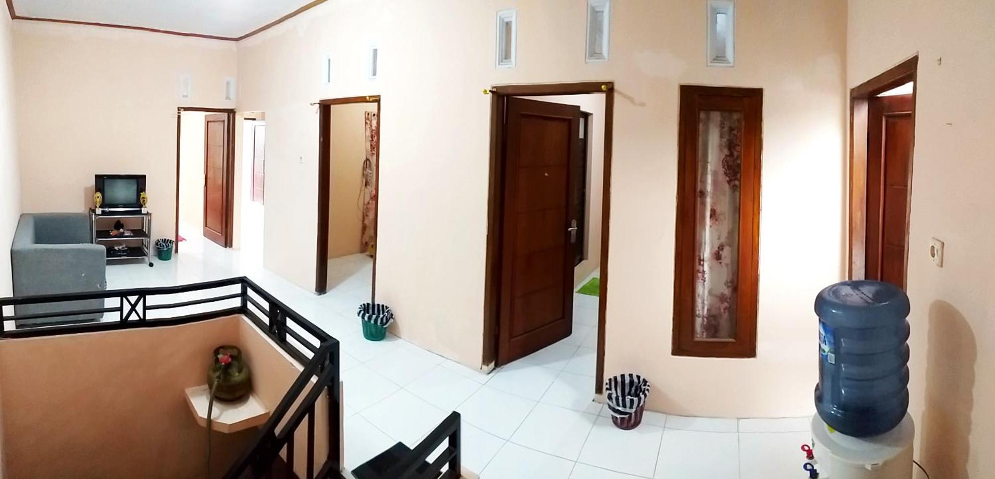 Ganendra Syari'Ah Guesthouse Diyeng المظهر الخارجي الصورة