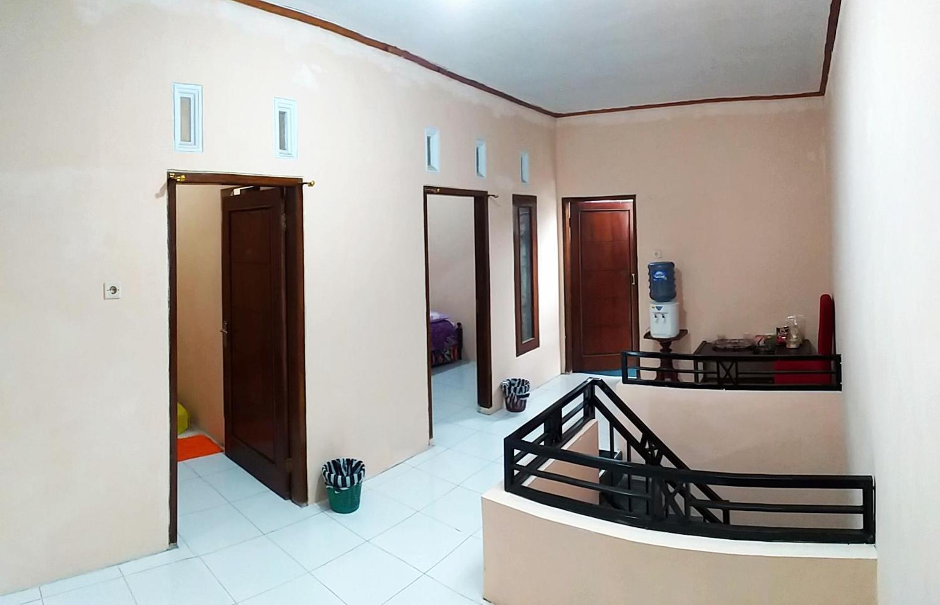 Ganendra Syari'Ah Guesthouse Diyeng المظهر الخارجي الصورة